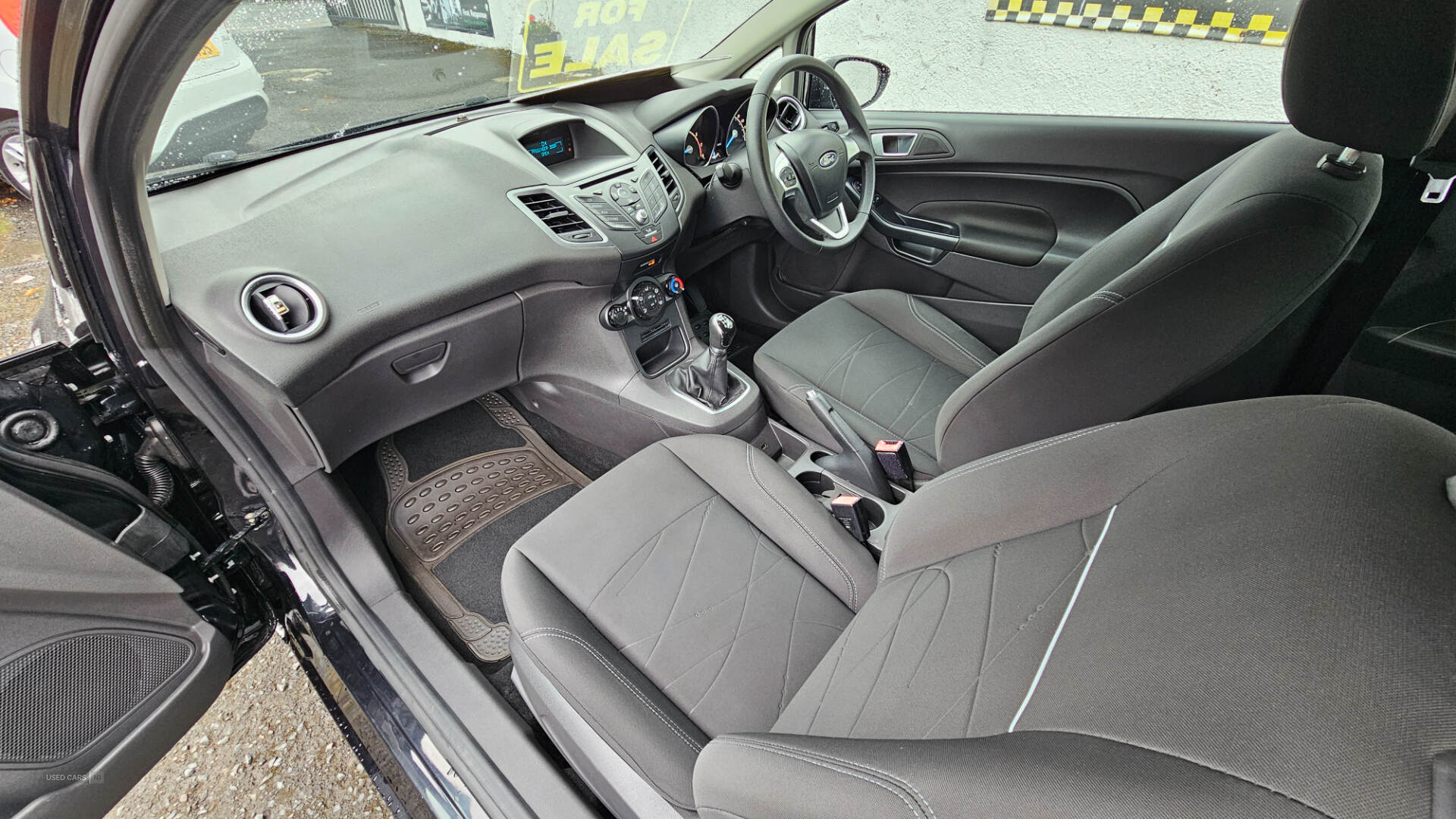 Ford Fiesta HATCHBACK in Down