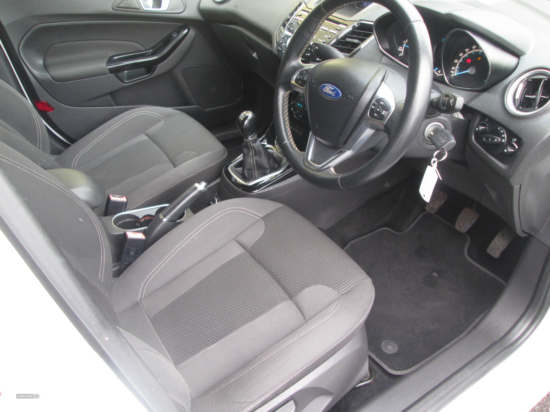 Car Thumbnail 9