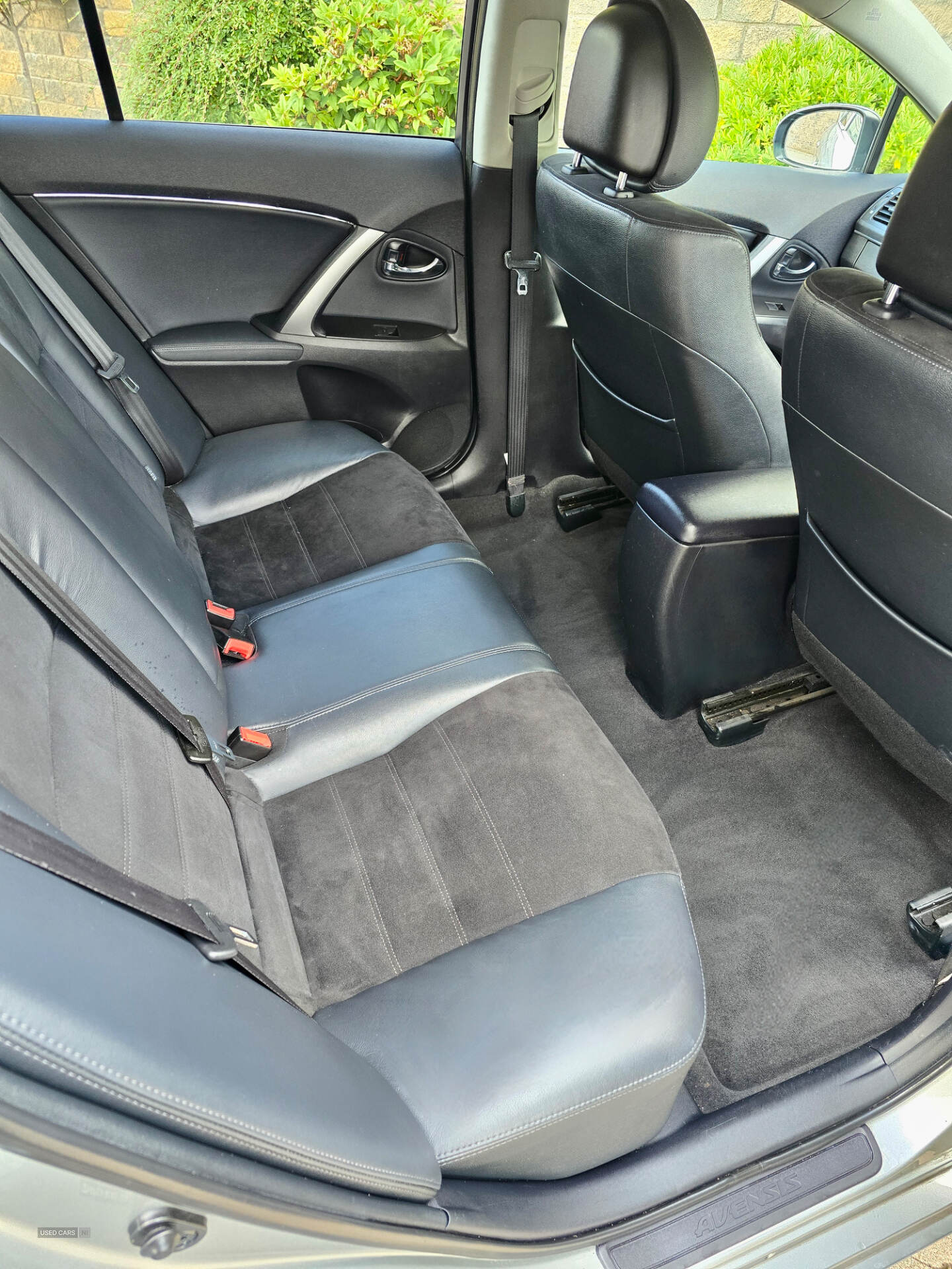 Toyota Avensis DIESEL SALOON in Armagh