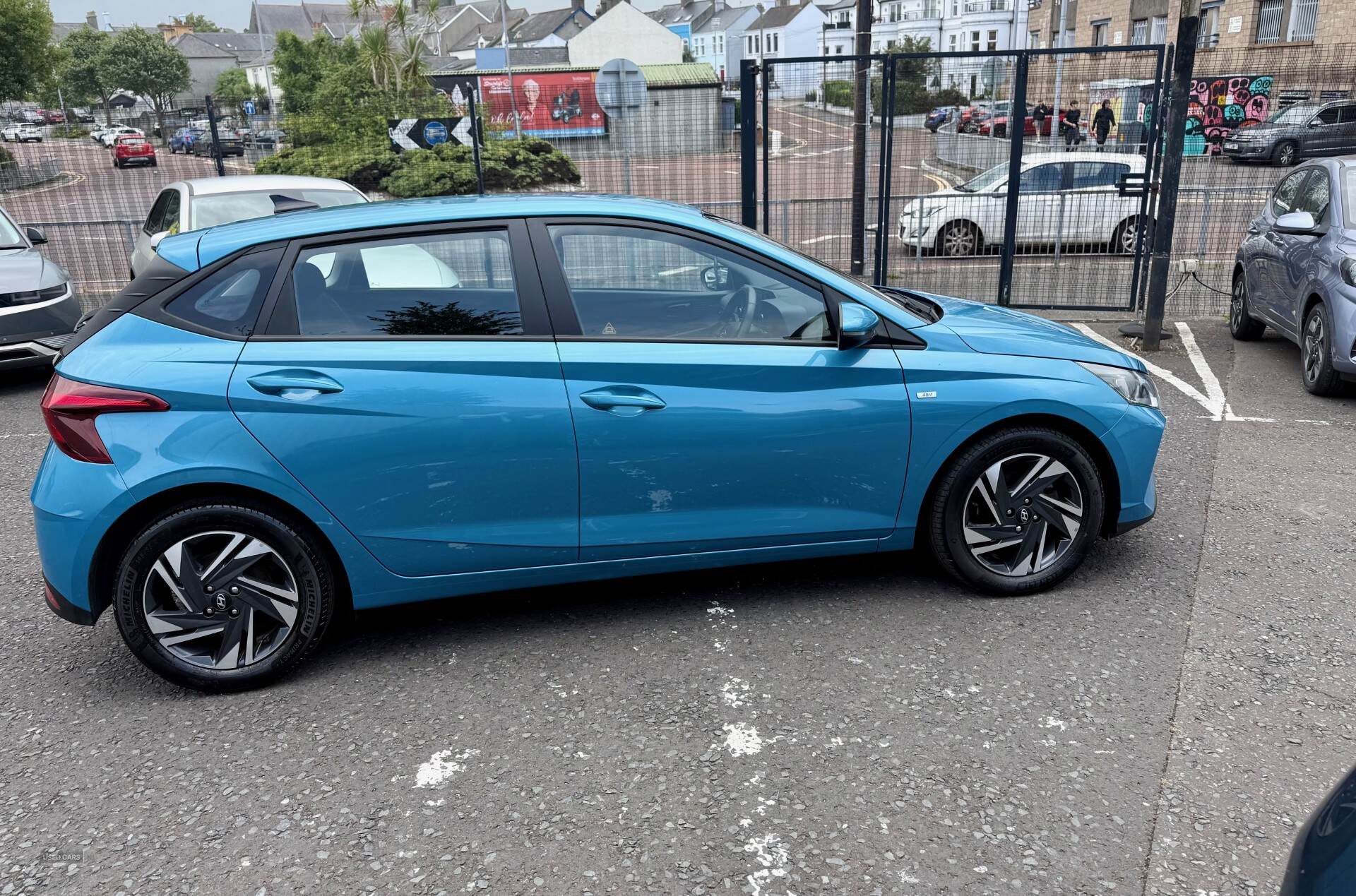 Hyundai i20 HATCHBACK in Down