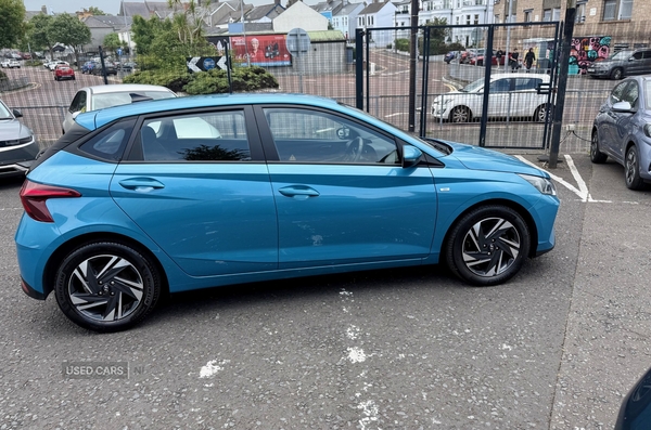 Hyundai i20 HATCHBACK in Down