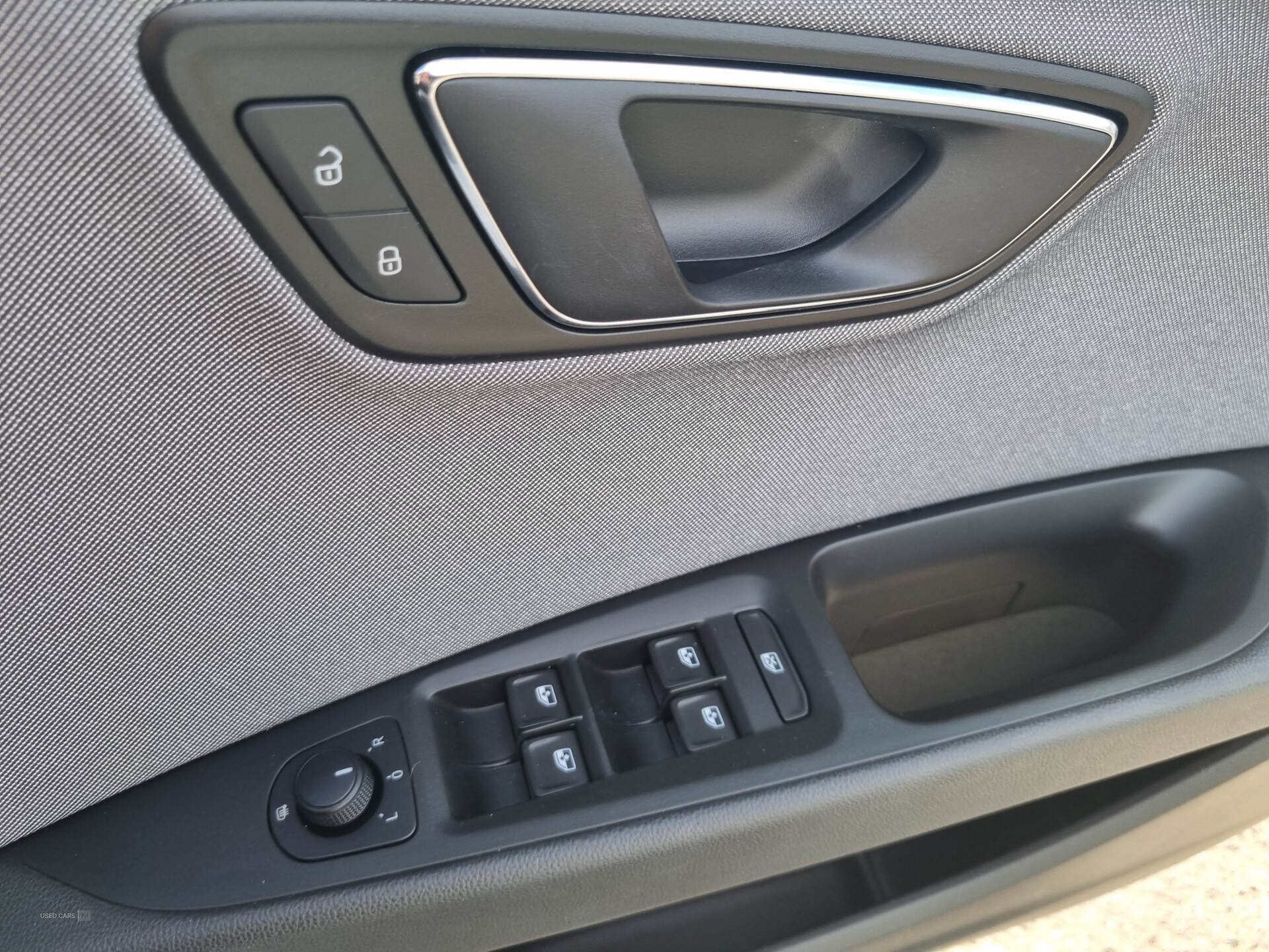Car Thumbnail 17