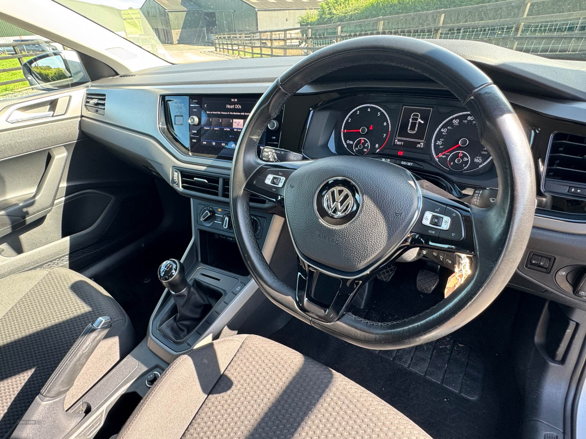Volkswagen Polo HATCHBACK in Down