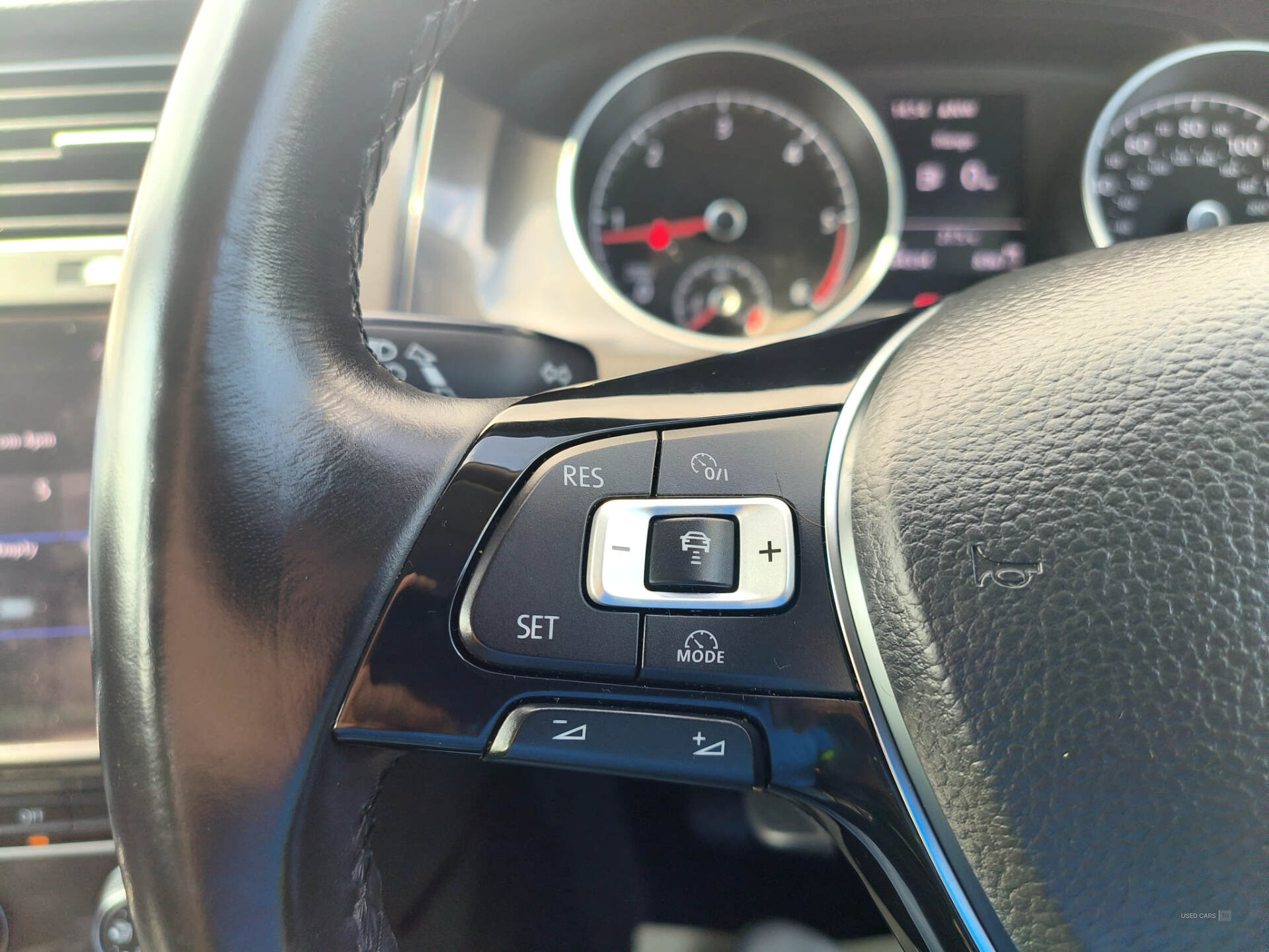 Car Thumbnail 17