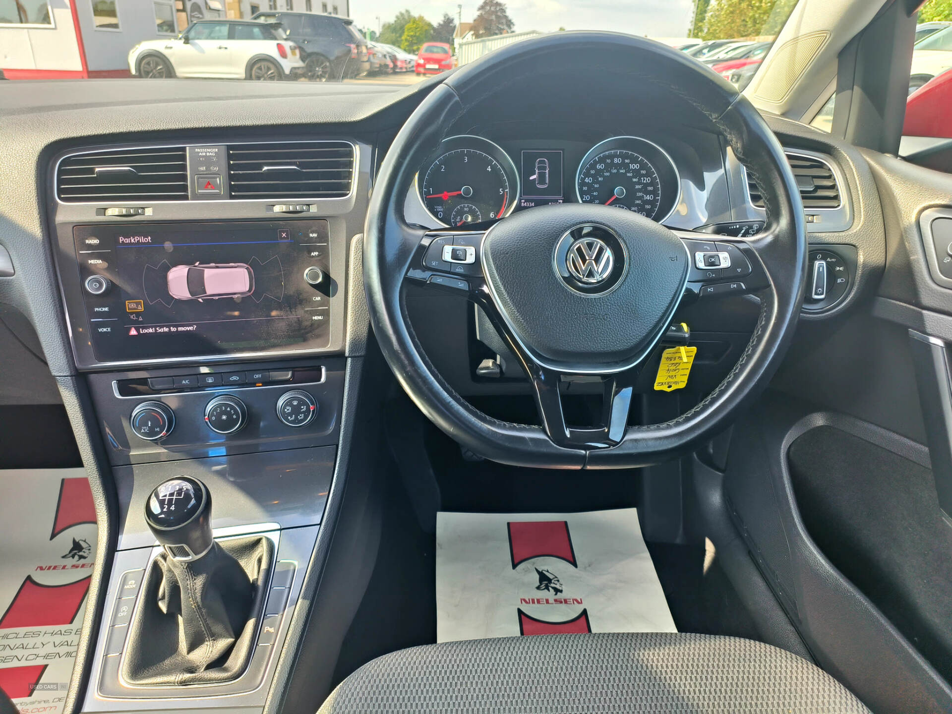 Car Thumbnail 32