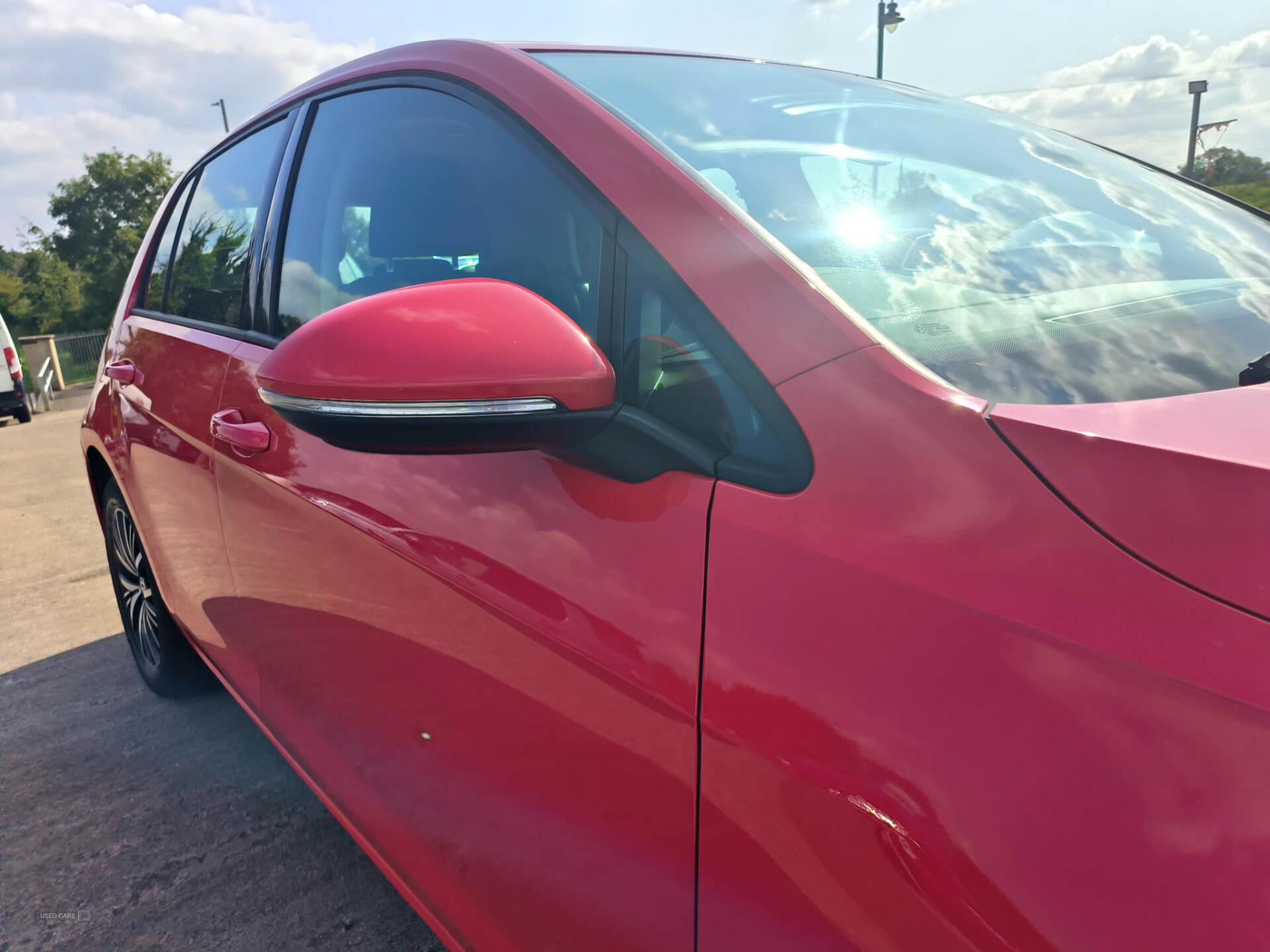 Car Thumbnail 37