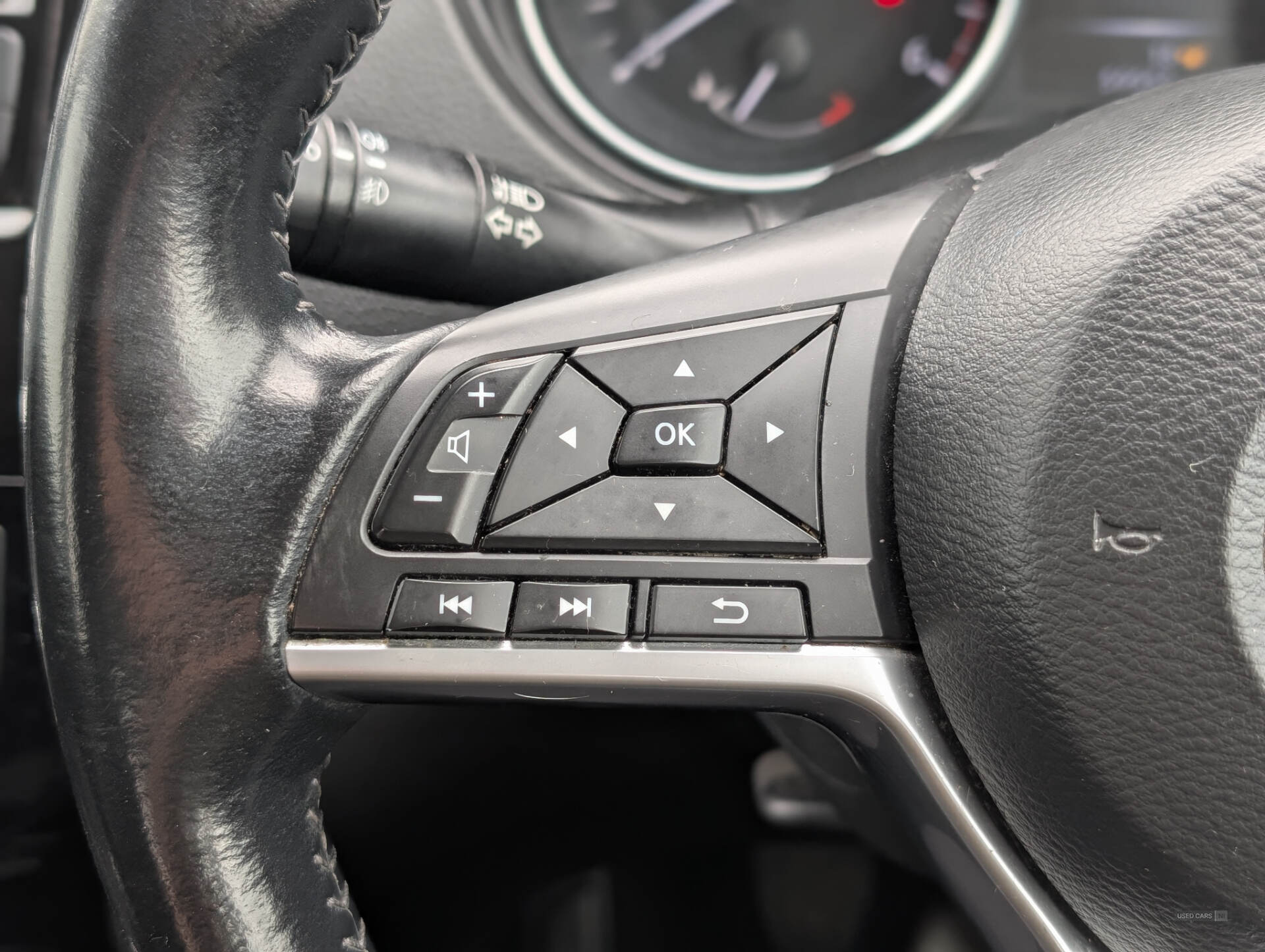 Car Thumbnail 9