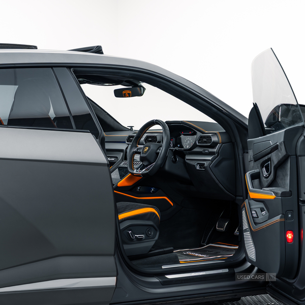 Lamborghini Urus in Antrim