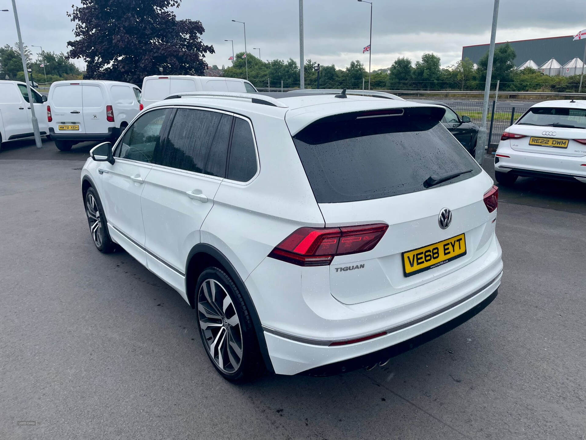 Volkswagen Tiguan DIESEL ESTATE in Down
