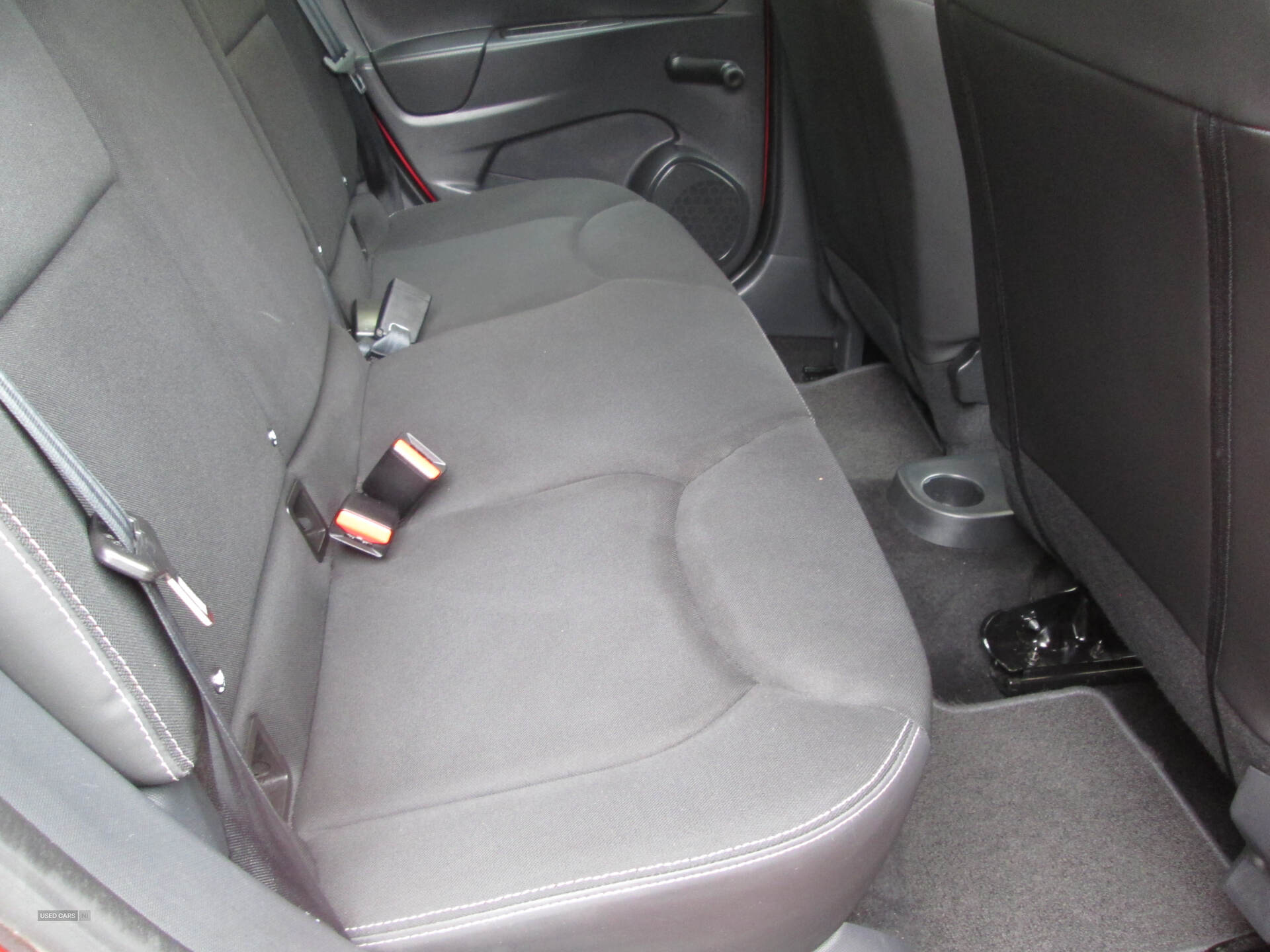 Car Thumbnail 11