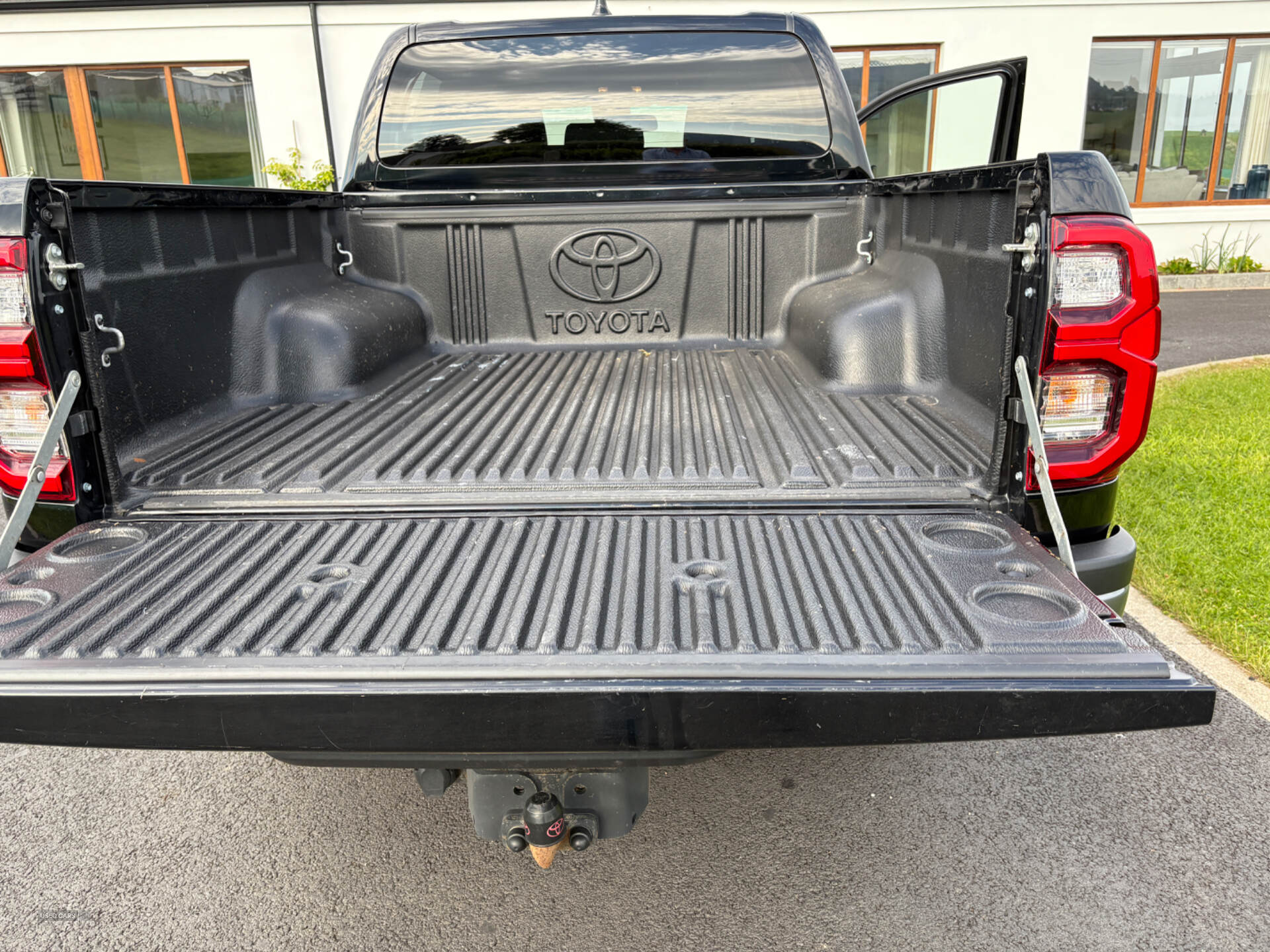 Toyota Hilux DIESEL in Derry / Londonderry