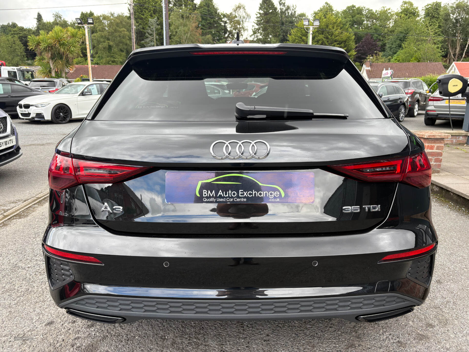 Car Thumbnail 5