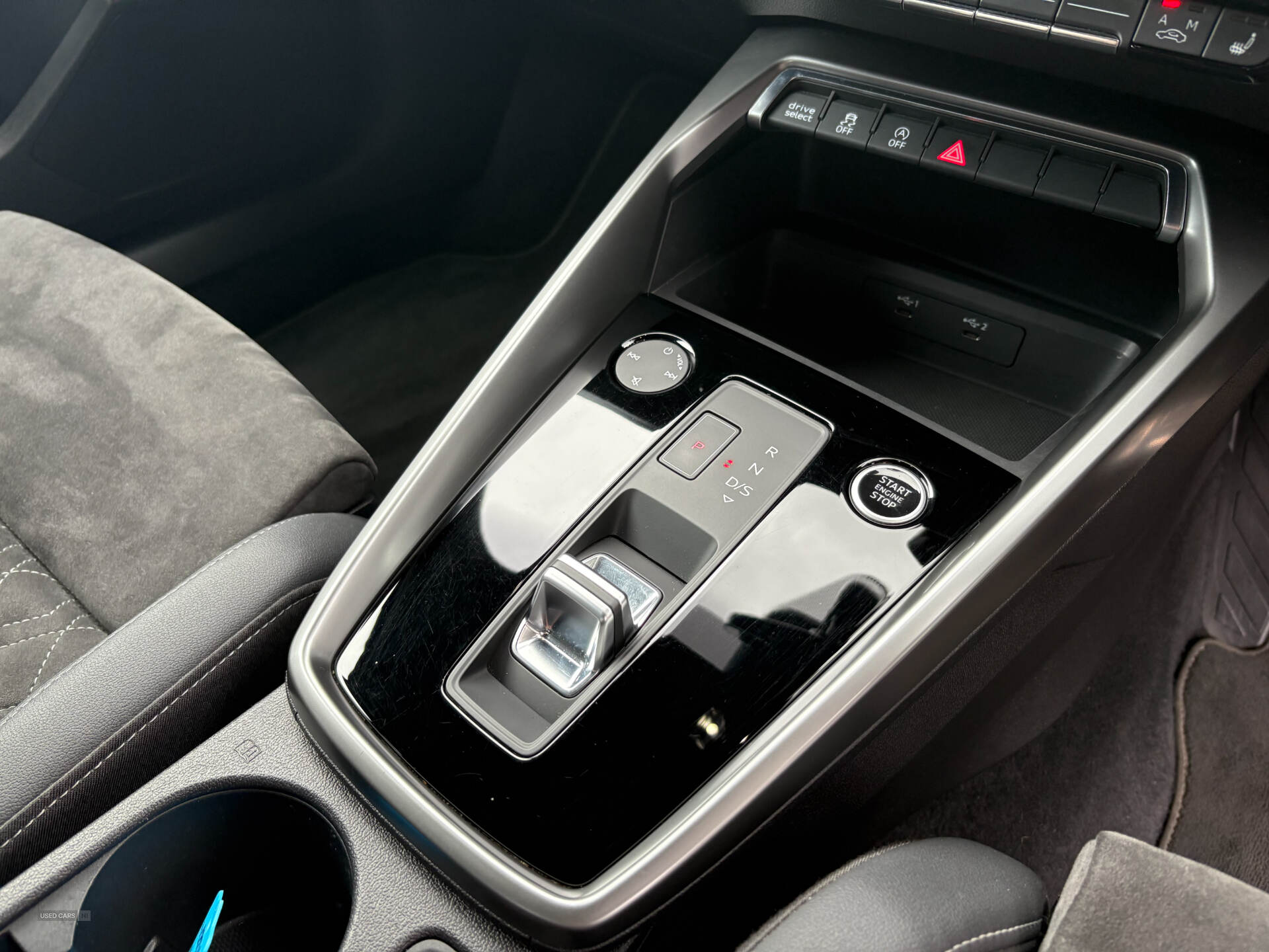 Car Thumbnail 15