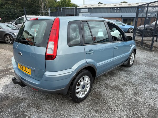 Ford Fusion ESTATE in Down