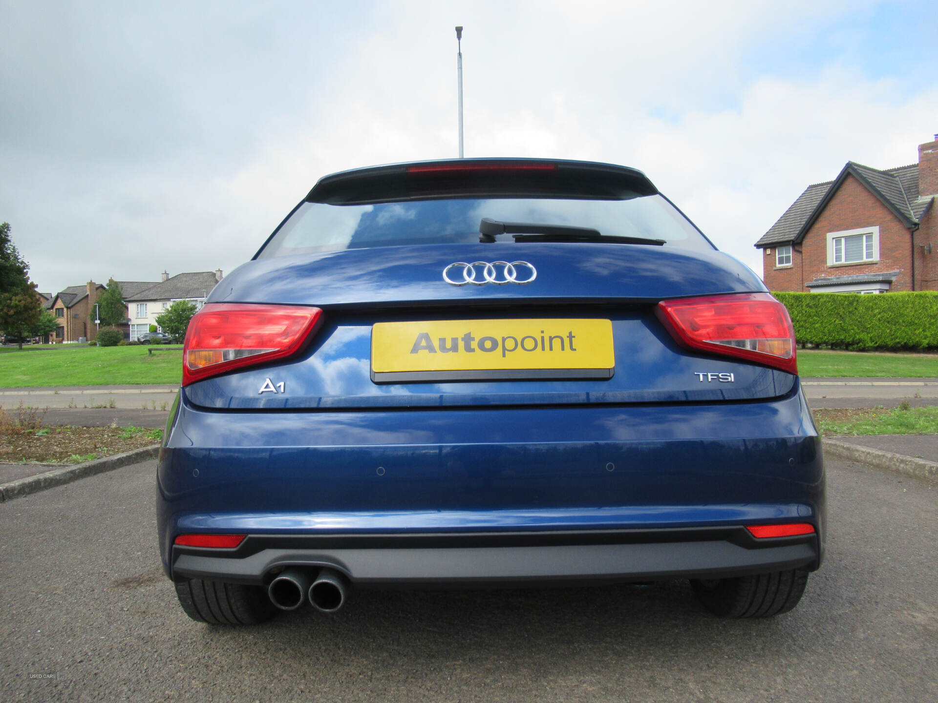 Car Thumbnail 10