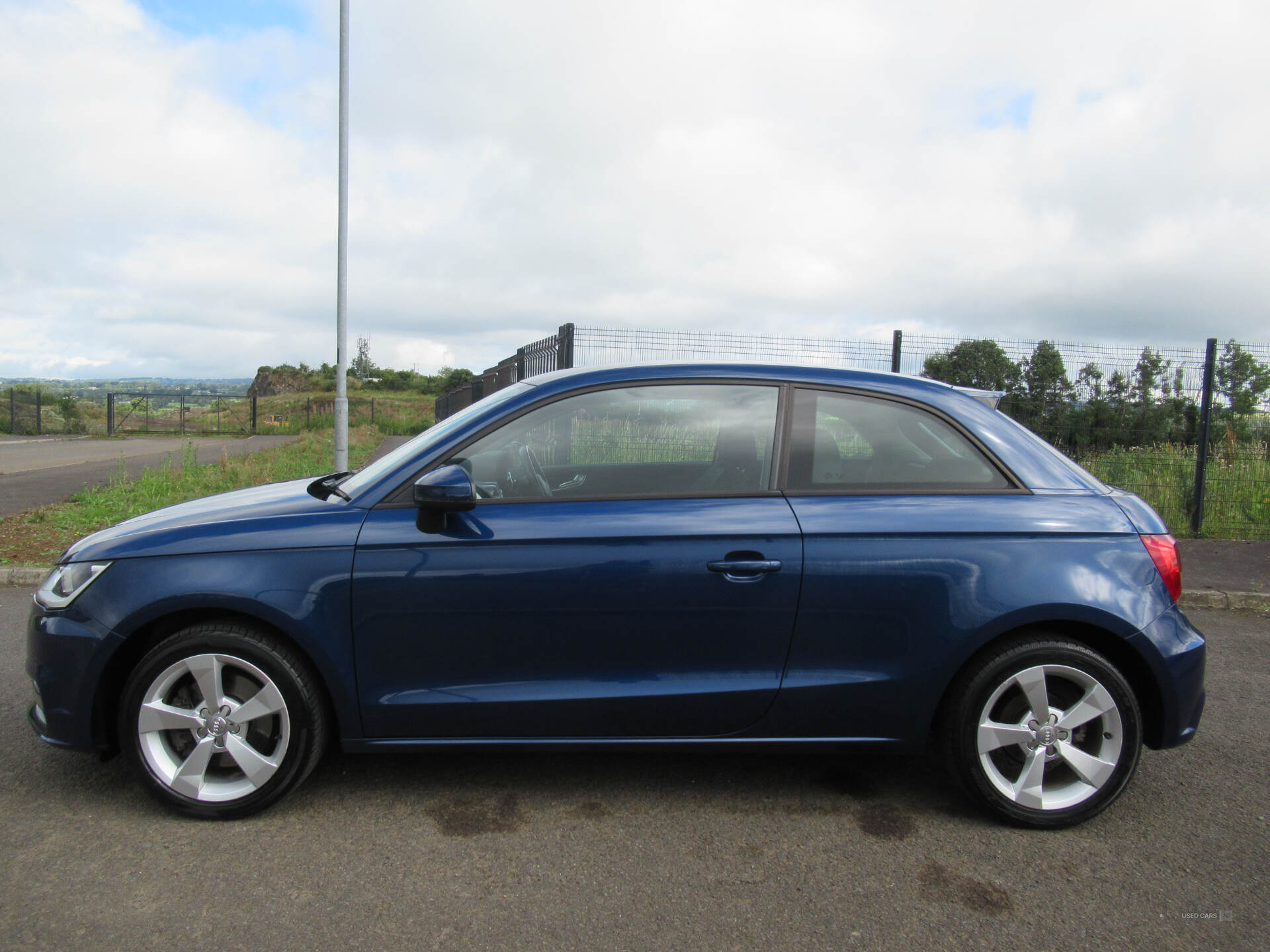 Car Thumbnail 13