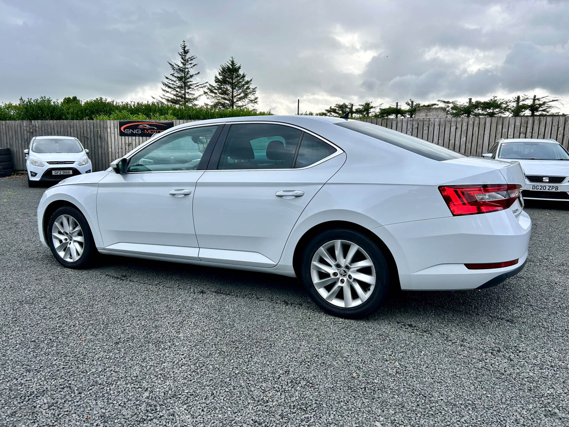 Skoda Superb DIESEL HATCHBACK in Antrim