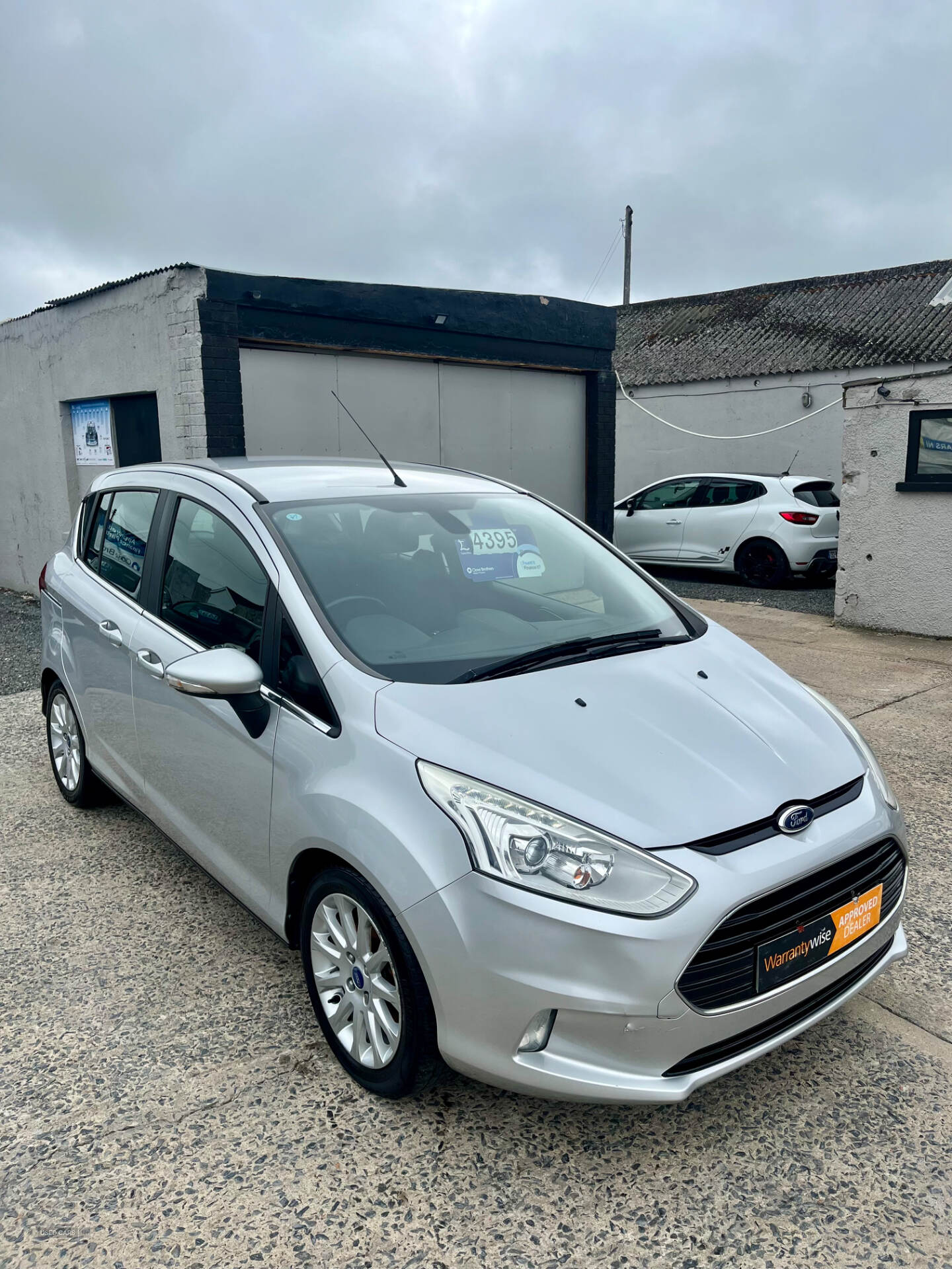 Ford B-Max DIESEL HATCHBACK in Down