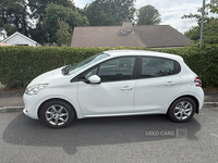 Peugeot 208 HATCHBACK in Antrim