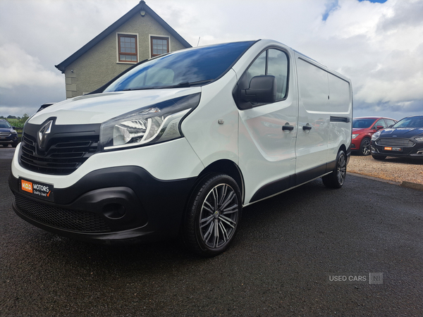 Renault Trafic LWB DIESEL in Tyrone