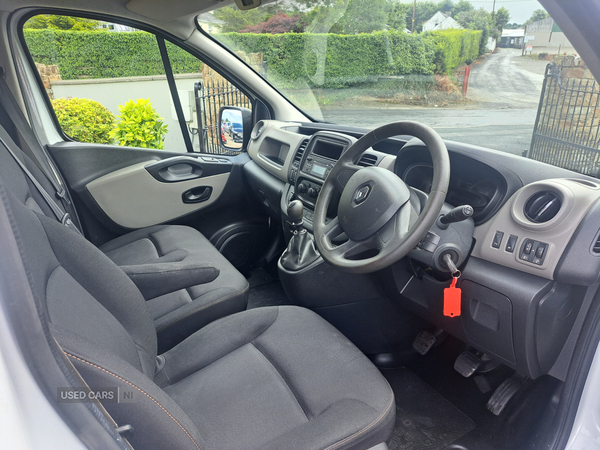 Renault Trafic LWB DIESEL in Tyrone
