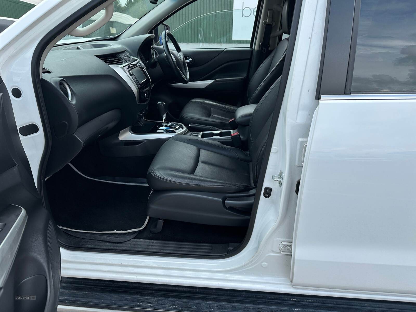 Nissan Navara DIESEL in Down