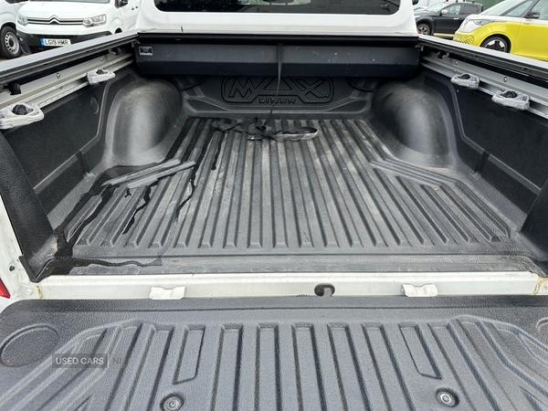 Nissan Navara DIESEL in Down