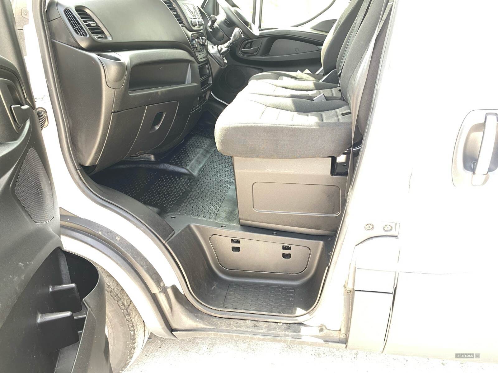 Iveco Daily 35S14 DIESEL in Down