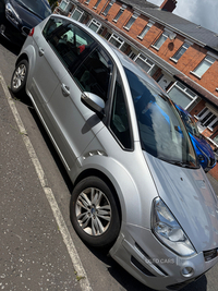Ford S-Max 2.0 TDCi 140 Zetec 5dr in Antrim