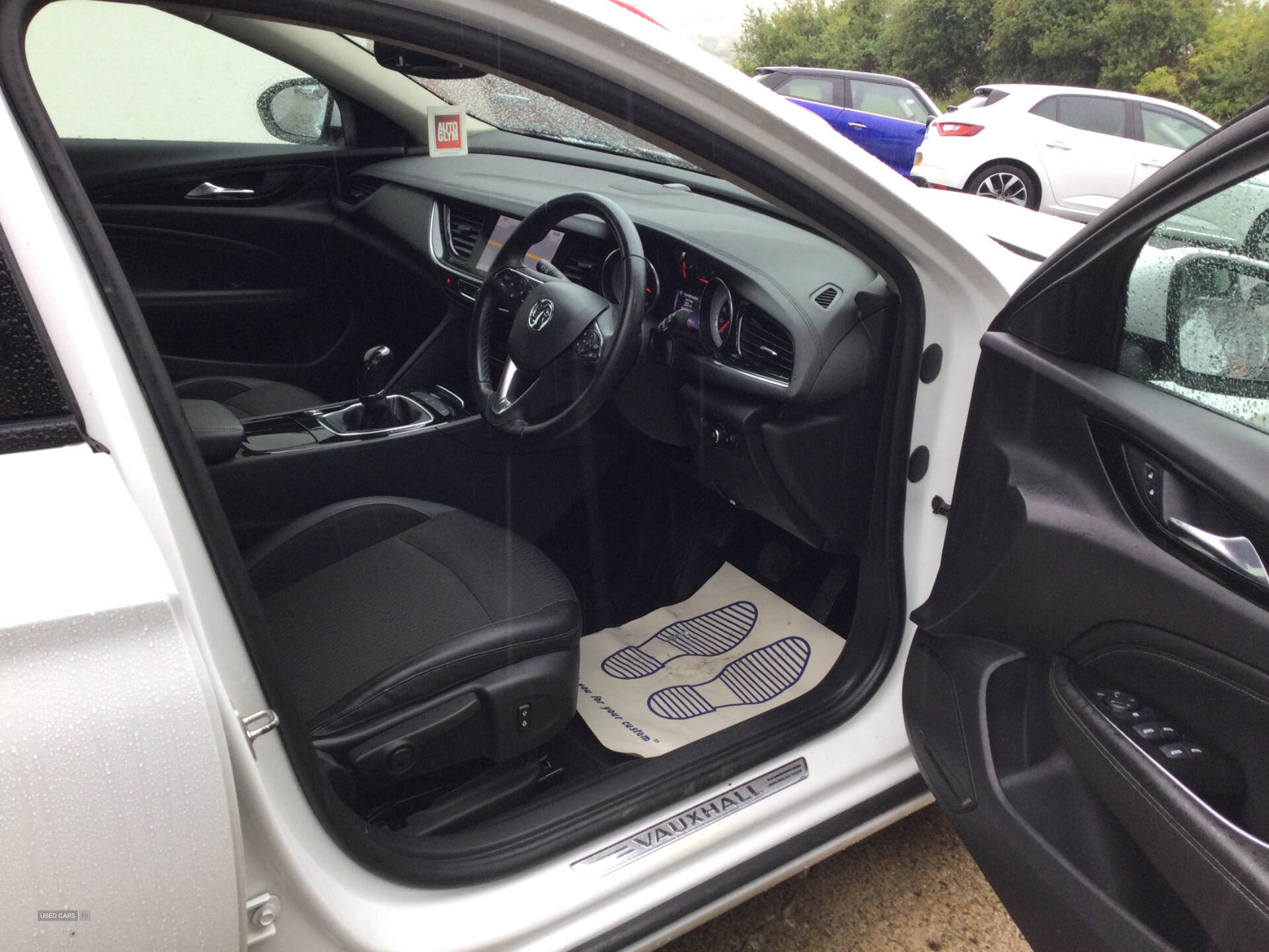 Vauxhall Insignia DIESEL GRAND SPORT in Derry / Londonderry