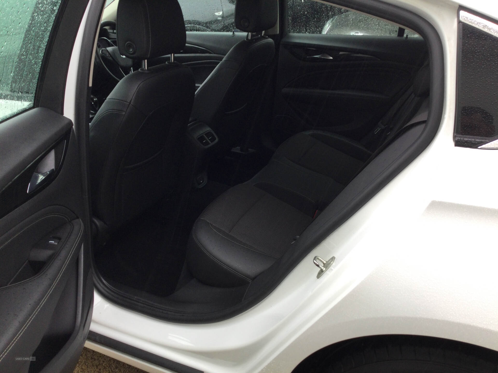 Vauxhall Insignia DIESEL GRAND SPORT in Derry / Londonderry