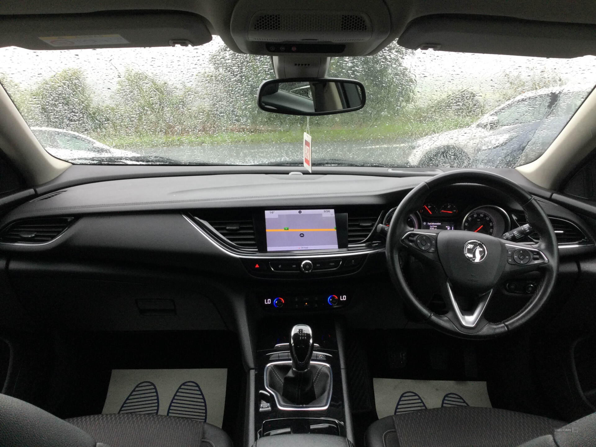 Vauxhall Insignia DIESEL GRAND SPORT in Derry / Londonderry