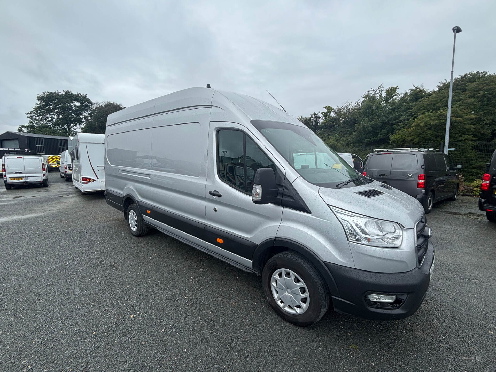 Ford Transit 350 L4 DIESEL RWD in Down