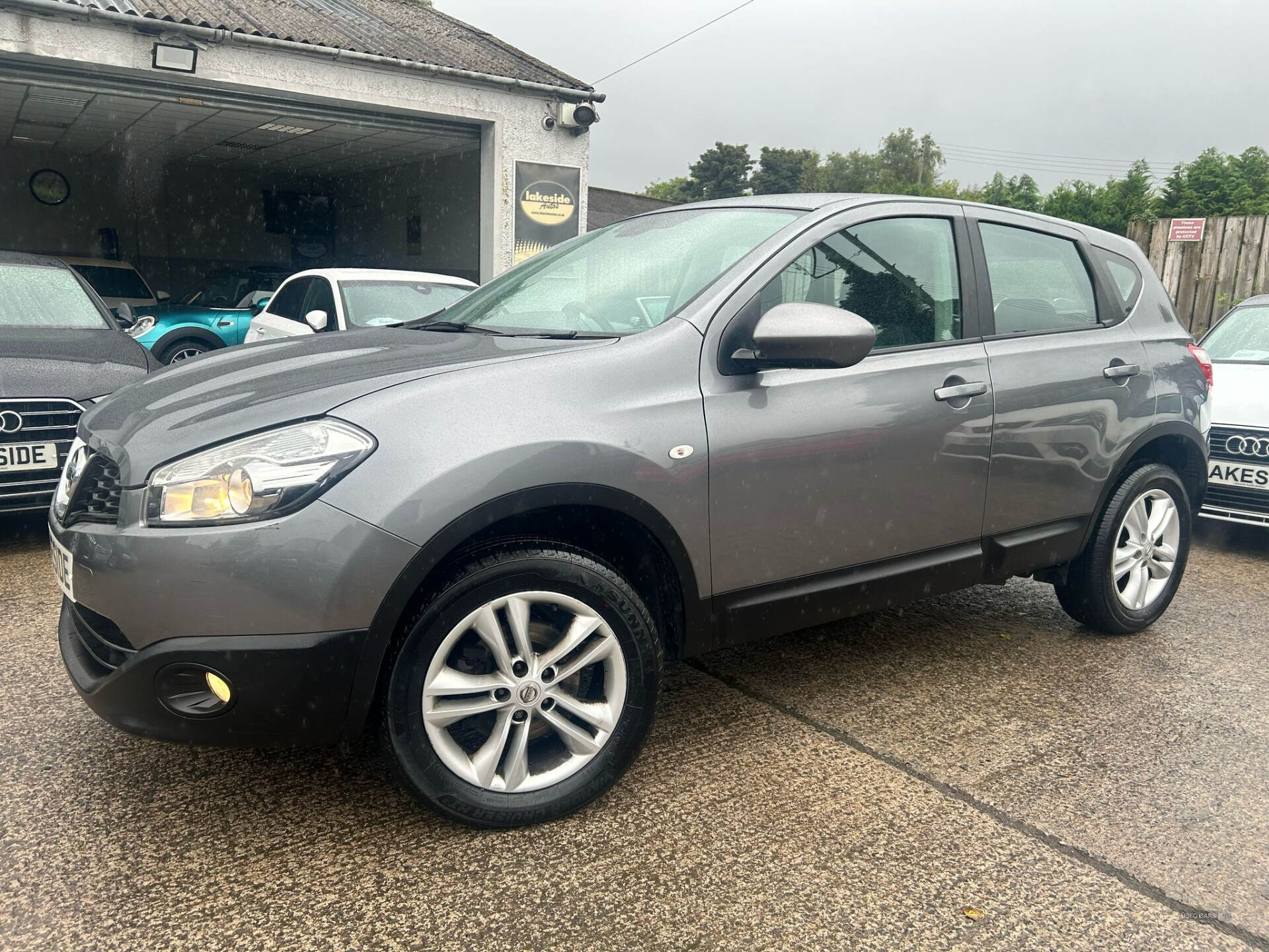 Nissan Qashqai HATCHBACK in Down
