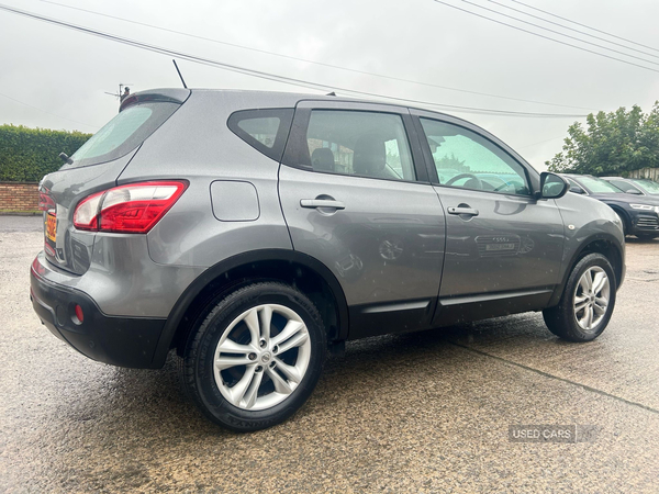Nissan Qashqai HATCHBACK in Down