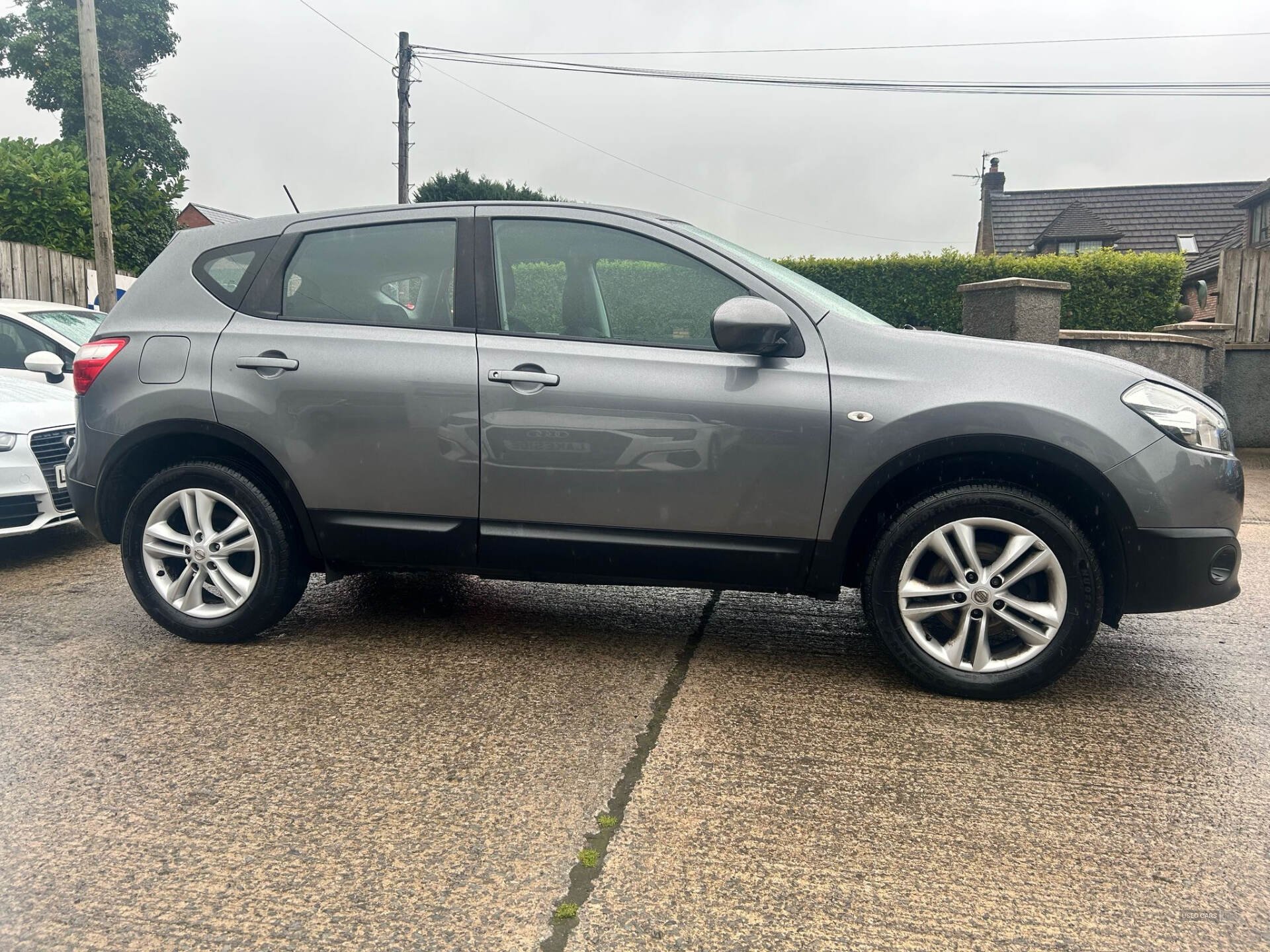 Nissan Qashqai HATCHBACK in Down
