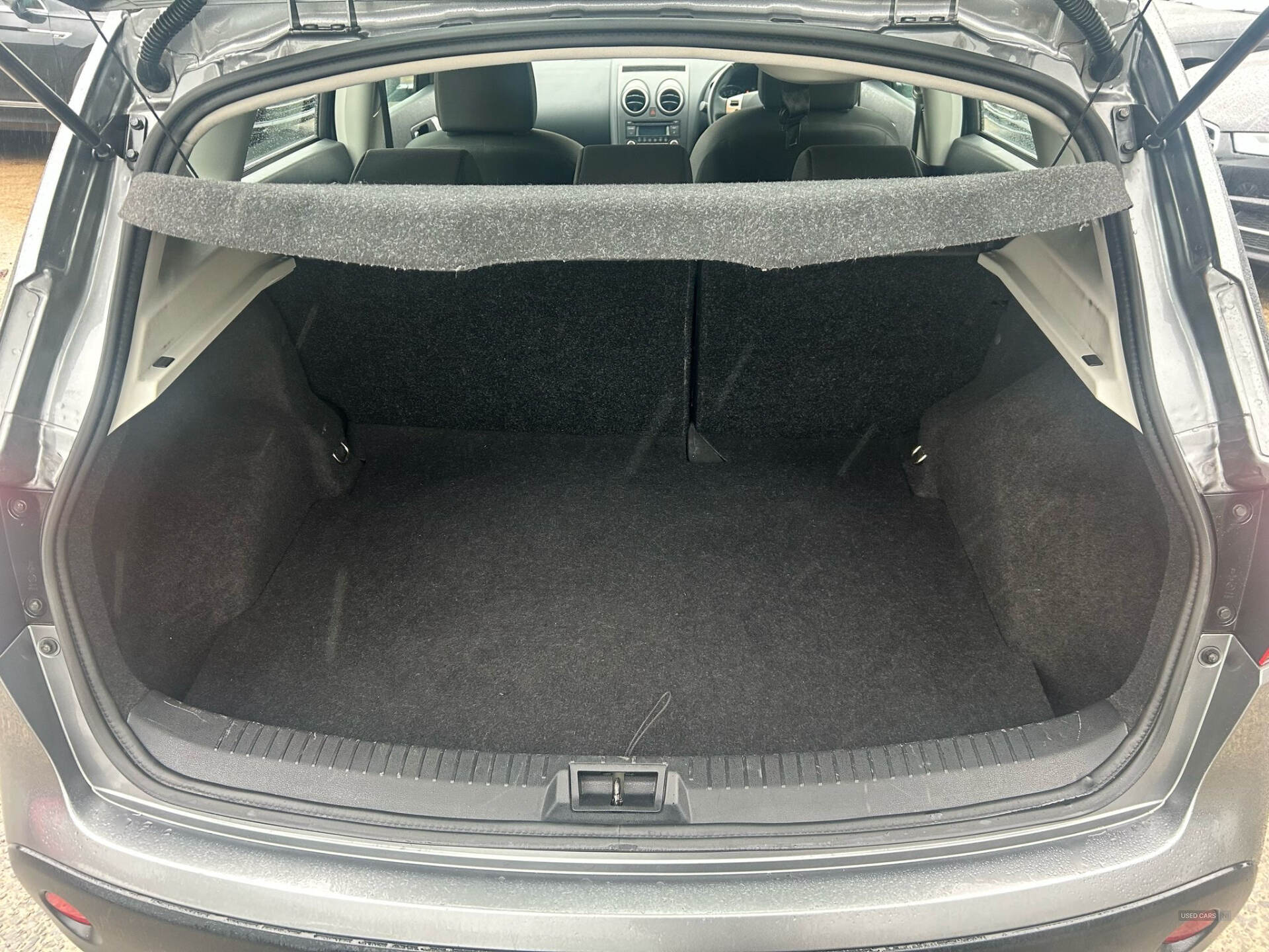 Nissan Qashqai HATCHBACK in Down