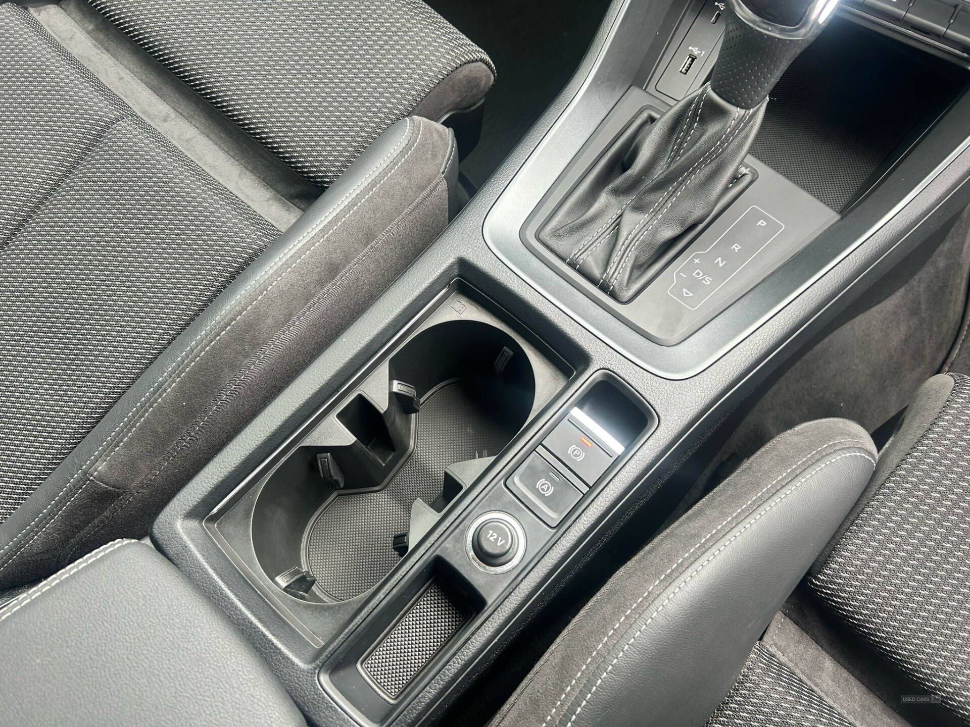 Audi Q3 ESTATE in Down