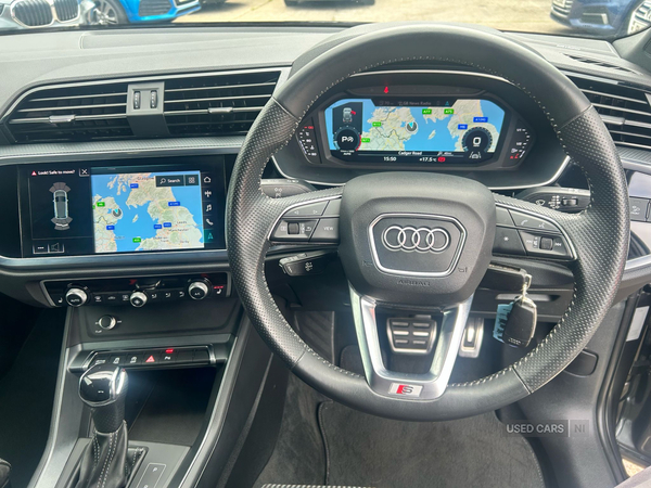 Audi Q3 ESTATE in Down