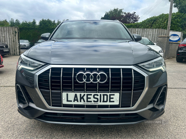 Audi Q3 ESTATE in Down