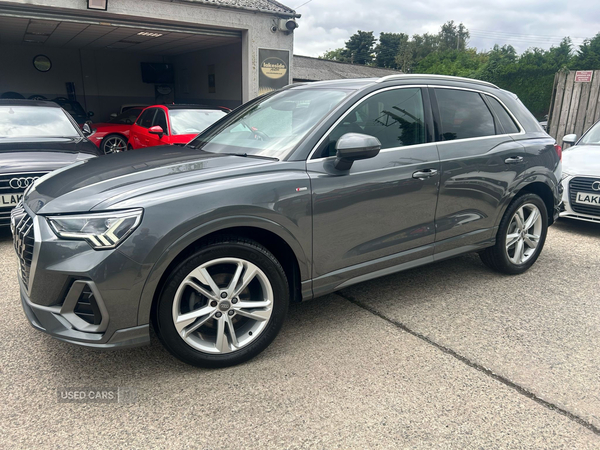 Audi Q3 ESTATE in Down