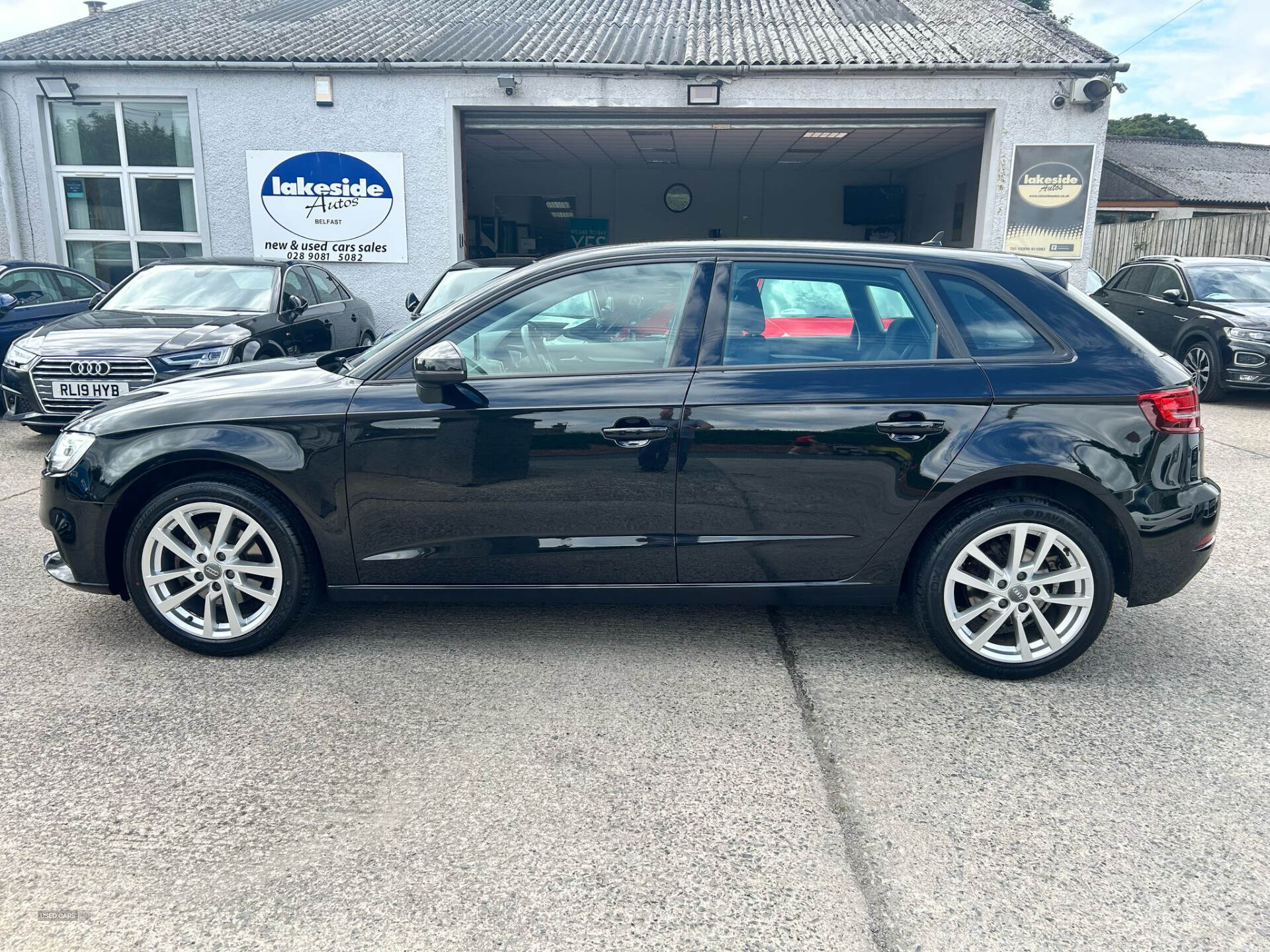 Audi A3 SPORTBACK in Down