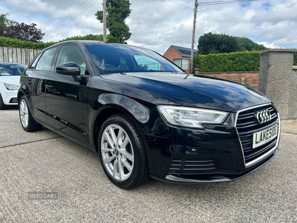 Audi A3 SPORTBACK in Down