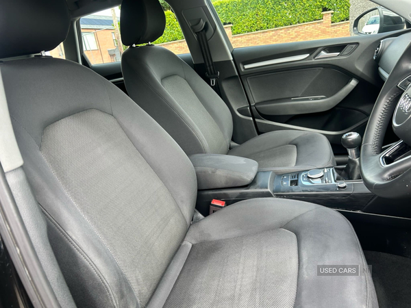 Audi A3 SPORTBACK in Down