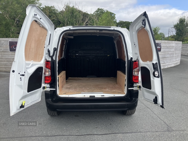Citroen Berlingo M DIESEL in Down
