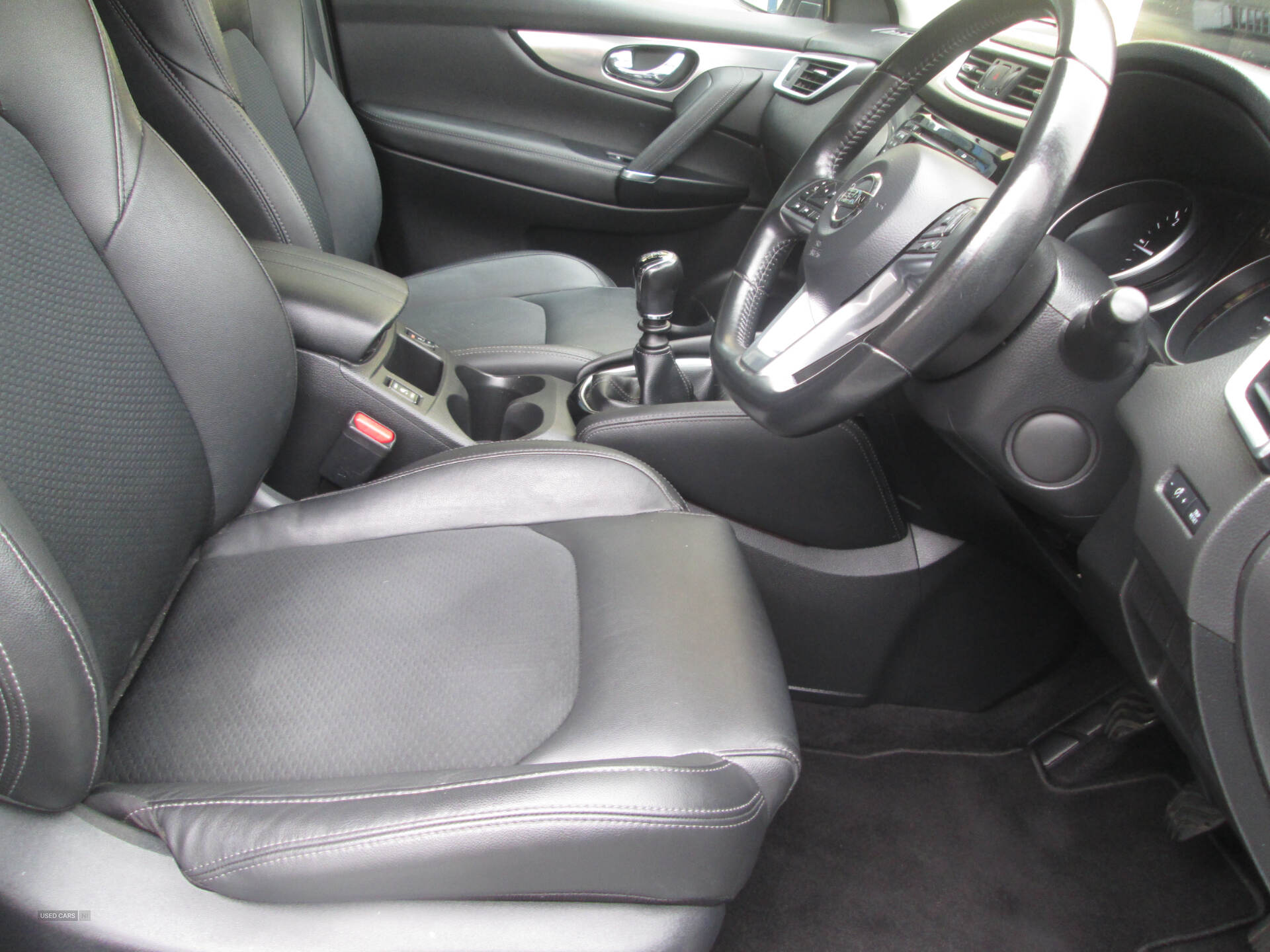 Car Thumbnail 12