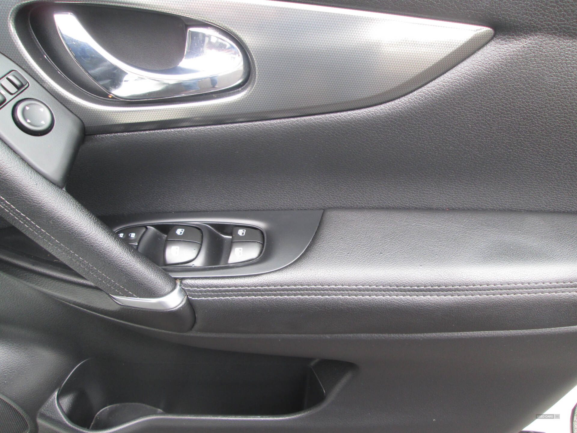 Car Thumbnail 13