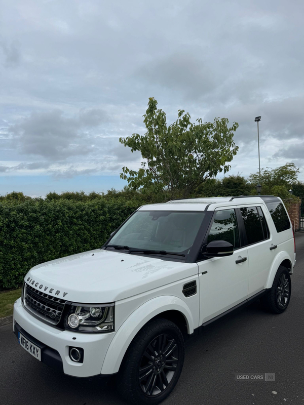 Land Rover Discovery DIESEL SW in Armagh