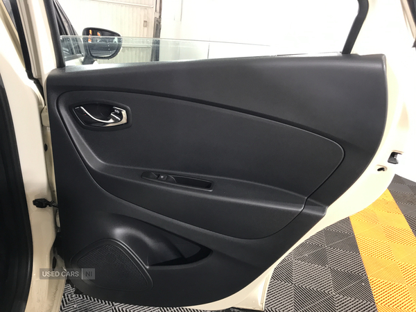Renault Captur DIESEL HATCHBACK in Antrim
