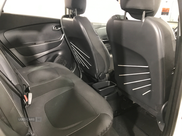 Renault Captur DIESEL HATCHBACK in Antrim